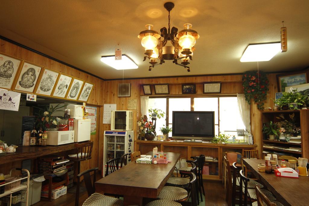 Hakuchiso Hotel Miyoshi  Esterno foto